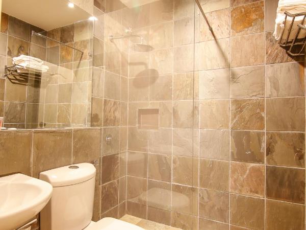 Art Cottage Hotel : photo 5 de la chambre suite familiale