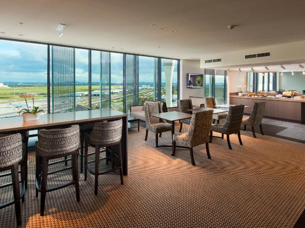 Pullman Brisbane Airport : photo 2 de la chambre chambre double exécutive deluxe avec accès au salon