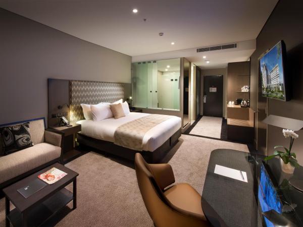 Pullman Brisbane Airport : photo 3 de la chambre chambre supérieure avec 2 lits doubles