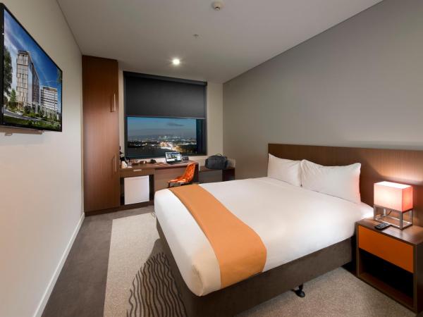 ibis Brisbane Airport : photo 1 de la chambre chambre standard lit queen-size