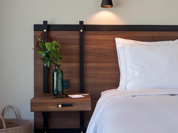 FORM Hotel Al Jadaf, Dubai, a Member of Design Hotels : photo 2 de la chambre chambre lit king-size plus - vue sur ville