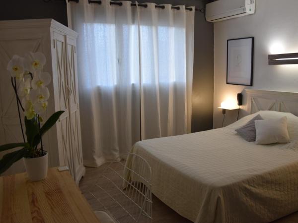 Hôtel le Grillon : photo 4 de la chambre chambre double ou lits jumeaux standard