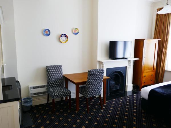 Highland House Boutique Hotel : photo 8 de la chambre studio queen with shower (shower-no bath-downstairs)