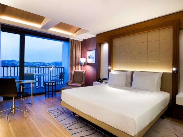 The Grand Tarabya Hotel : photo 1 de la chambre chambre king de luxe avec vue sur le bosphore