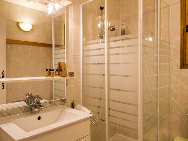 Hôtel et Chalet Au Coin Du Feu Chilly Powder : photo 6 de la chambre appartement standard