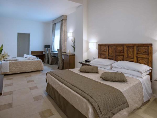 Hotel Machiavelli Palace : photo 1 de la chambre chambre quadruple