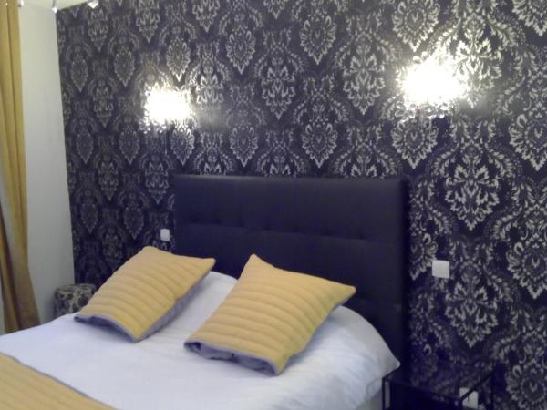 Hotel De La Bastide : photo 1 de la chambre chambre double supérieure