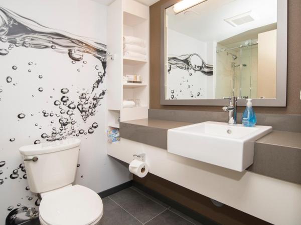 Blue Horizon Hotel : photo 2 de la chambre chambre lit queen-size avec balcon