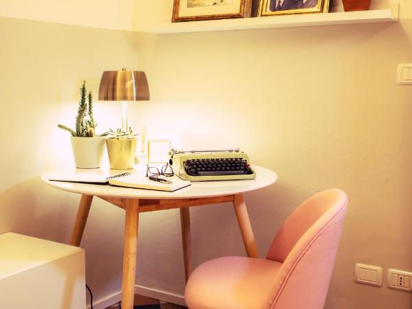 Arsenale Suites : photo 3 de la chambre chambre de luxe avec jardin privé