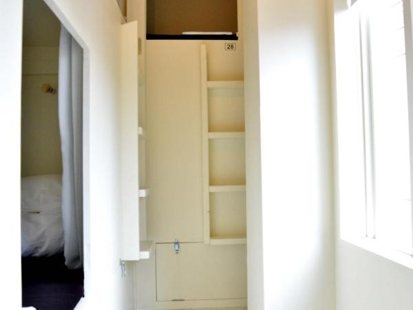 almond hostel & cafe Shibuya : photo 3 de la chambre 3 lits superposés dans dortoir pour femmes