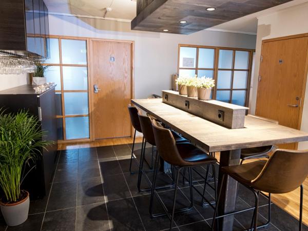 B14 Hostel : photo 2 de la chambre lit superposé dans dortoir pour femmes 