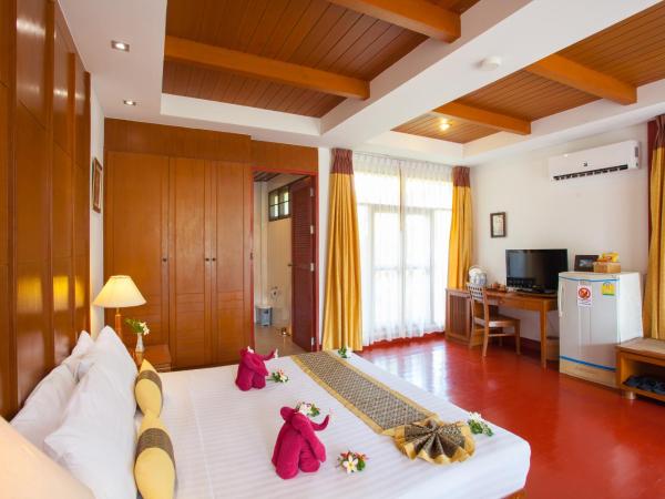 PP Erawan Palms Resort- SHA Extra Plus : photo 1 de la chambre bungalow supérieur jardin