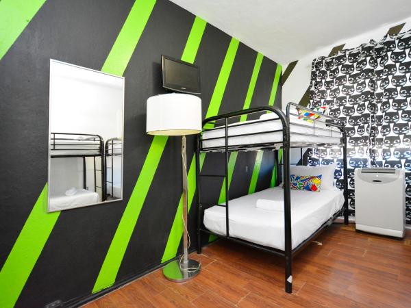 South Beach Rooms and Hostel : photo 3 de la chambre lit dans dortoir mixte de 6 lits