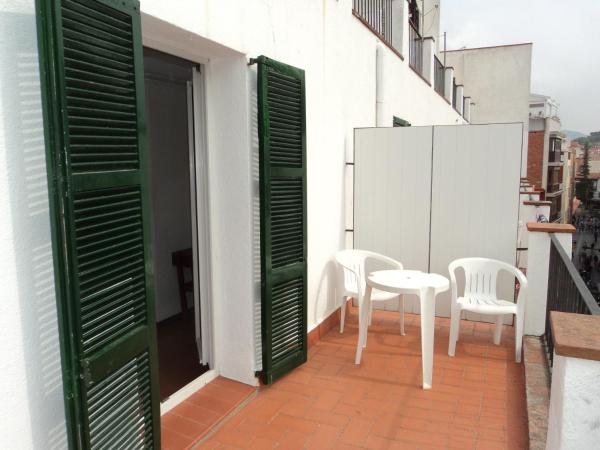 Hotel Caleta : photo 4 de la chambre chambre double avec terrasse