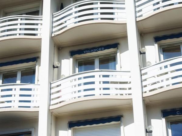 Résidence Plaisance : photo 3 de la chambre studio- vue sur lac - 2ème Étage