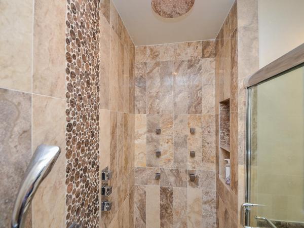 Houston Towers, Downtown Med Ctr, NRG, Adults only : photo 6 de la chambre voyager room