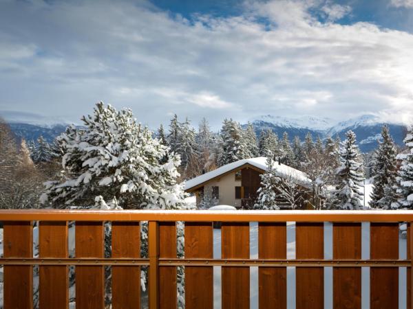 Hotel La Prairie : photo 5 de la chambre chambre double - vue sur montagne