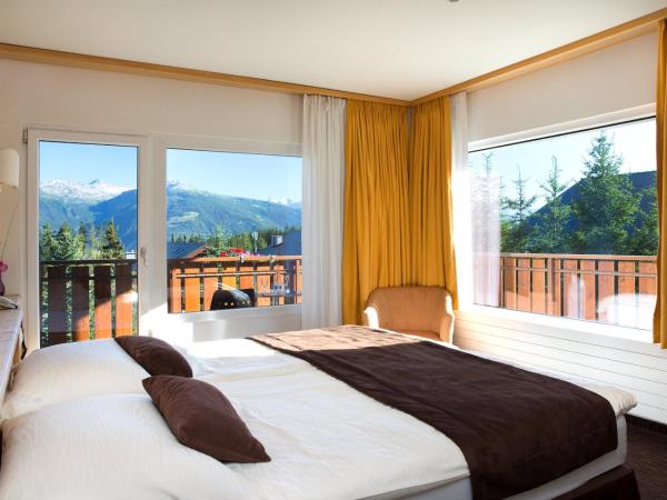 Hotel La Prairie : photo 3 de la chambre chambre double - vue sur montagne