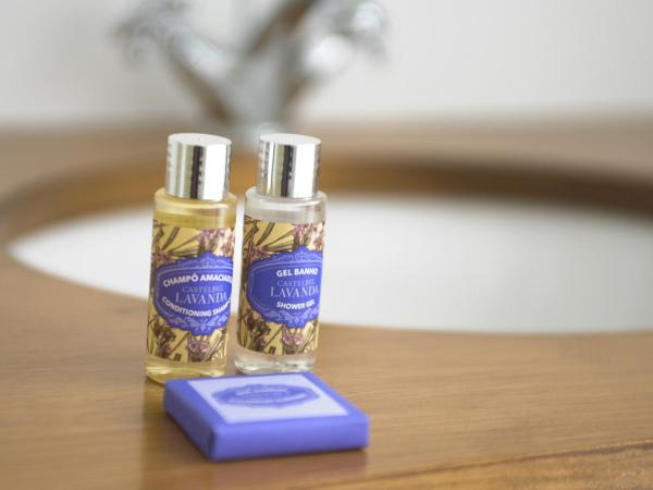 Mo House : photo 7 de la chambre chambre double avec balcon