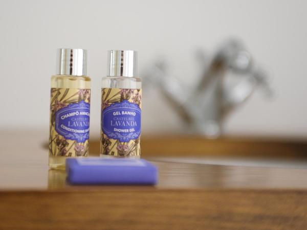 Mo House : photo 1 de la chambre chambre double - vue sur fleuve