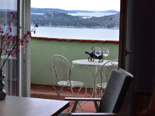 Apartment Rada : photo 4 de la chambre appartement - vue sur mer