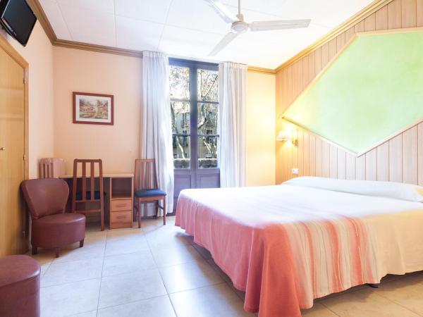 HOTEL FORNOS - Barcelona : photo 2 de la chambre chambre double
