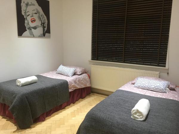 Mapesbury Hostel London : photo 2 de la chambre chambre lits jumeaux conomique