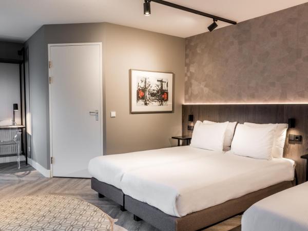 Sandton Eindhoven Centre : photo 2 de la chambre chambre triple ou quadruple confort