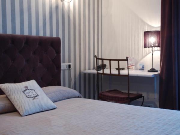 Hôtel de L'Avenue : photo 2 de la chambre chambre double