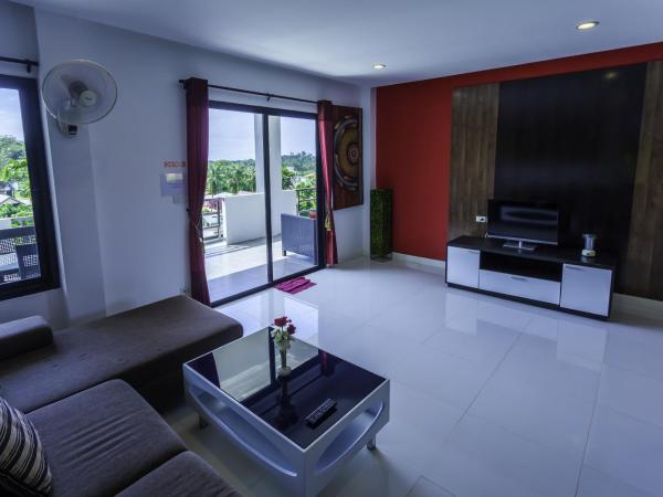 White Flower Lanta : photo 5 de la chambre appartement - vue sur piscine 