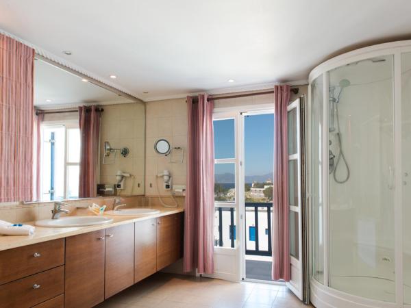 Poseidon Hotel Suites : photo 7 de la chambre suite