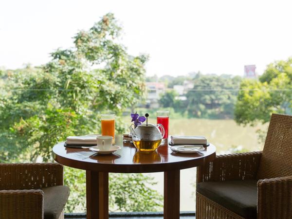 Anantara Chiang Mai Resort : photo 5 de la chambre suite avec vue sur rivière kasara