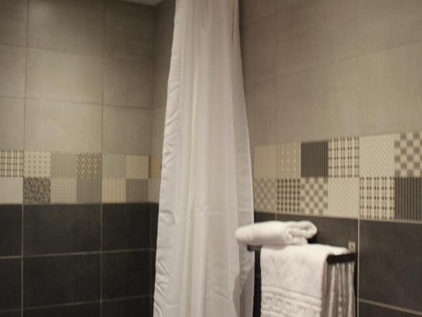 Hotel le Sherpa : photo 3 de la chambre chambre double ou lits jumeaux avec balcon