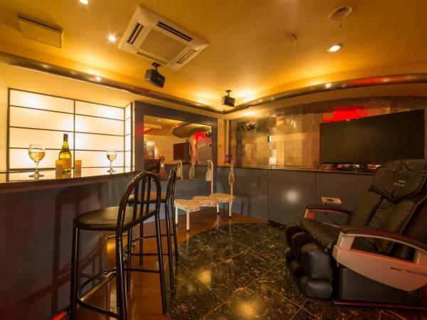 Towers Hotel - Adult Only - : photo 6 de la chambre chambre luxe