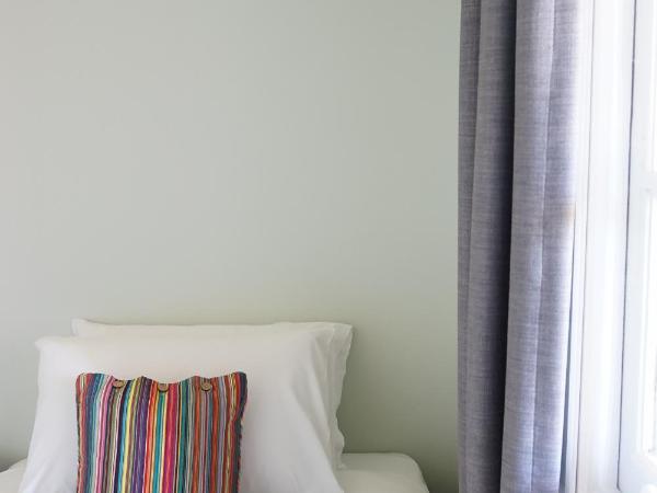 Rosehill Hotel : photo 2 de la chambre chambre simple avec salle de bains commune