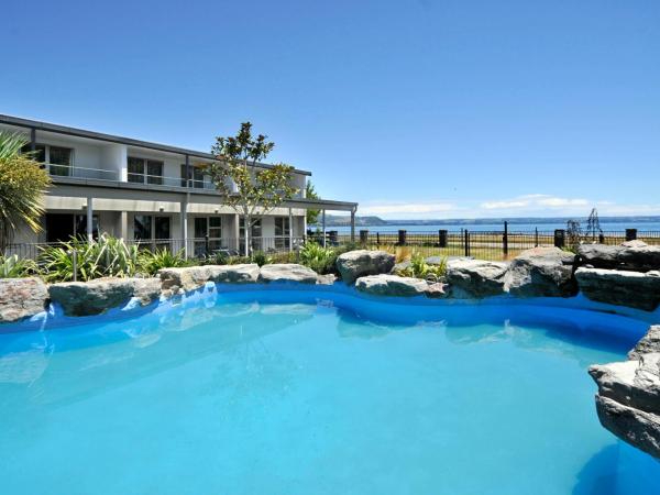 Wai Ora Lakeside Spa Resort : photo 2 de la chambre chambre deluxe double ou lits jumeaux