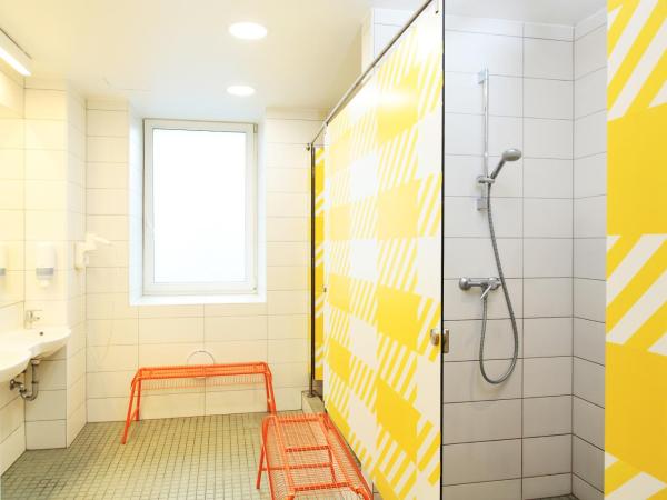 Maverick City Lodge : photo 5 de la chambre lit dans dortoir mixte de 6 lits