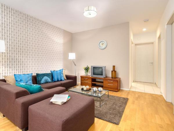 Quality Point Apartments : photo 9 de la chambre appartement 2 chambres avec balcon