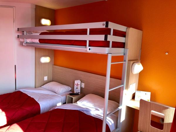 Premiere Classe Perpignan Sud : photo 3 de la chambre chambre triple