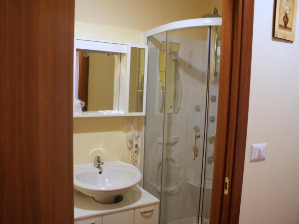 Hotel Europa : photo 5 de la chambre chambre double