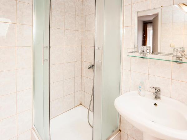 Burg Vendégház : photo 2 de la chambre chambre lits jumeaux