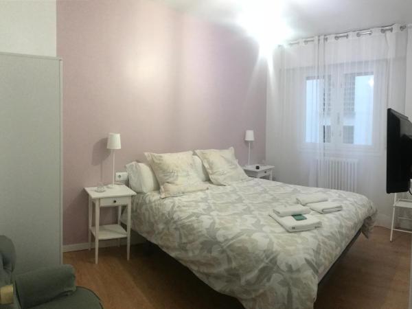 Alojamientos Olga : photo 8 de la chambre chambre lits jumeaux avec salle de bains commune