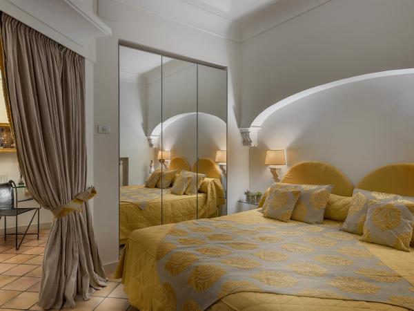 Weekend a Napoli : photo 5 de la chambre suite