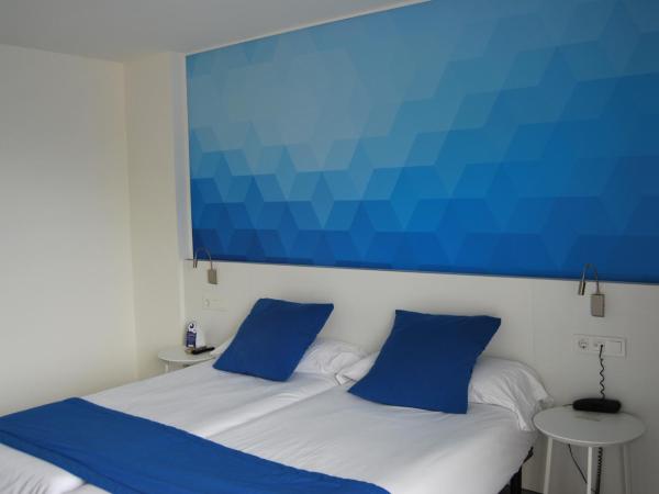 Estudiotel Alicante : photo 10 de la chambre chambre lits jumeaux supérieure