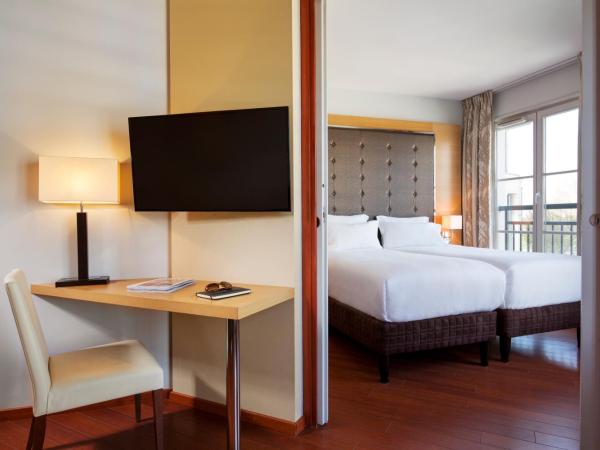 Relais Spa Chessy Val d'Europe : photo 3 de la chambre suite junior