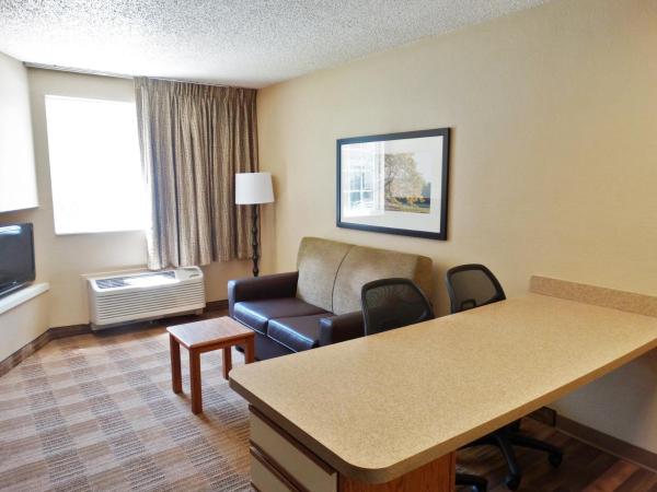 Extended Stay America Select Suites - Jacksonville Salisbury Rd Southpoint : photo 7 de la chambre suite 1 chambre avec 1 lit queen-size - non-fumeurs