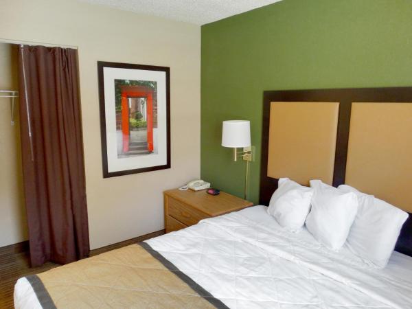 Extended Stay America Select Suites - Jacksonville Salisbury Rd Southpoint : photo 6 de la chambre suite 1 chambre avec 1 lit queen-size - non-fumeurs