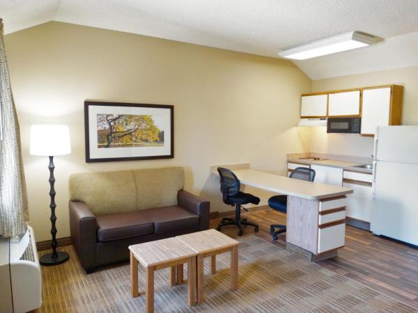 Extended Stay America Select Suites - Jacksonville Salisbury Rd Southpoint : photo 9 de la chambre studio de luxe avec 2 lits doubles - non-fumeurs