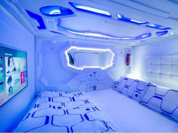 Riccarton Capsule Hotel : photo 1 de la chambre capsule double