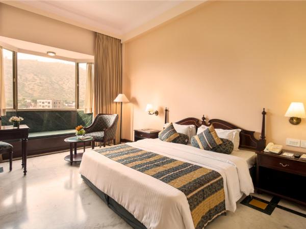 KK Royal Hotel & Convention Centre : photo 1 de la chambre chambre deluxe double ou lits jumeaux